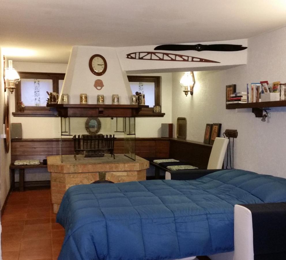 B&B Accanto Al Focolare 2 Udine Exteriör bild